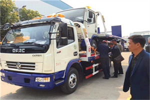 岳塘汽车道路救援拖车价格